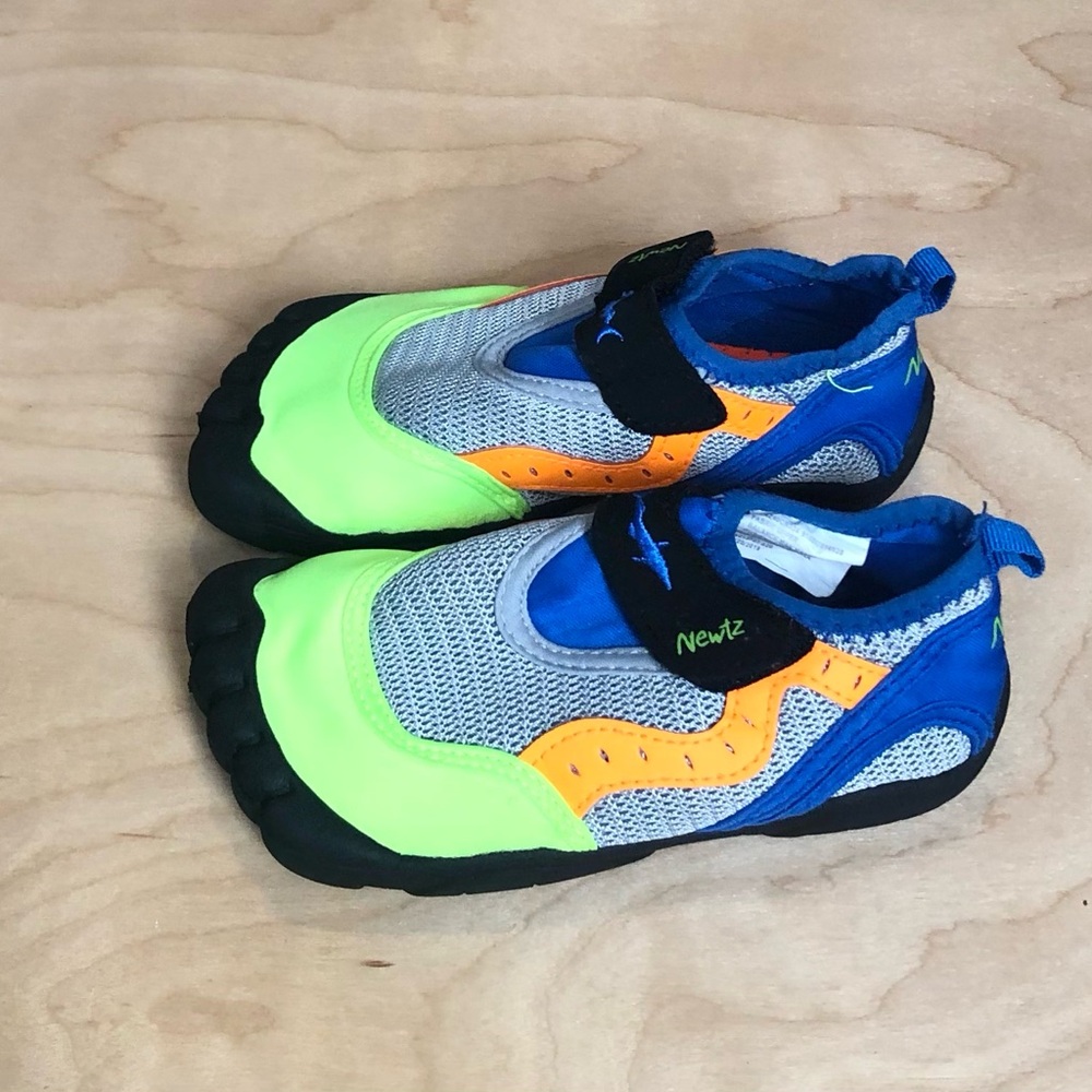 Newts Kids' Neon Green & Blue Velcro Water Shoes Boy US: Size 9